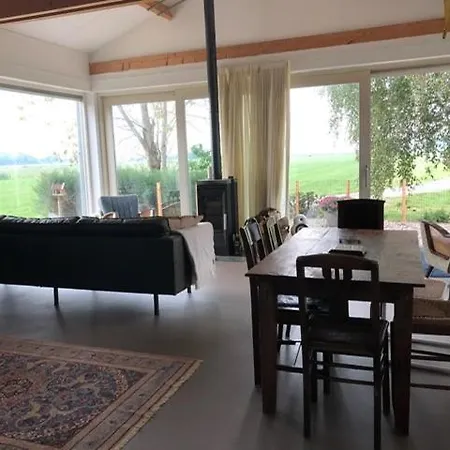 Сasa de vacaciones Beautiful Countryside House, Close To Amsterdam Broek in Waterland