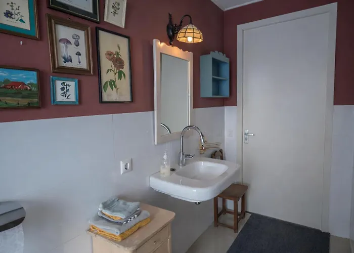 Dom wakacyjny Beautiful Countryside House, Close To Amsterdam Broek in Waterland