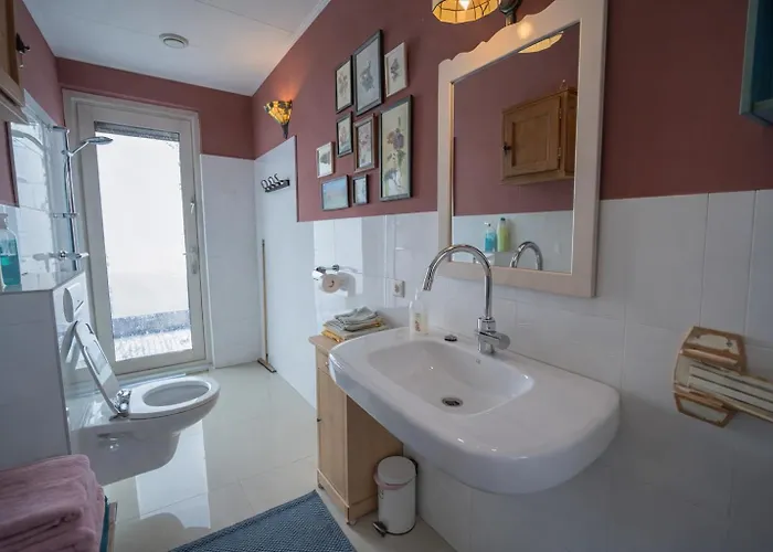 Beautiful Countryside House, Close To Amsterdam Dom wakacyjny Broek in Waterland